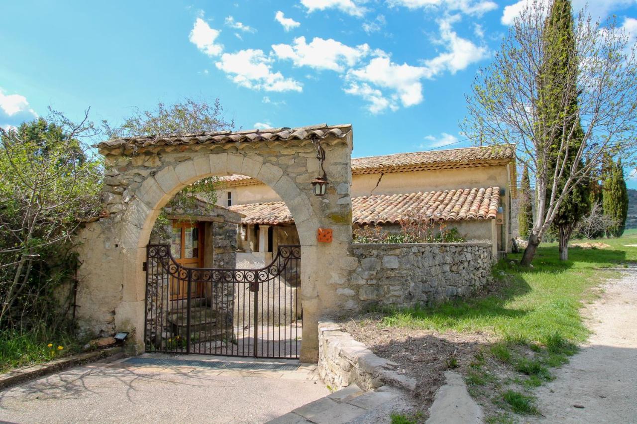 Mas De Reilhanette Montbrun-les-Bains Exterior foto